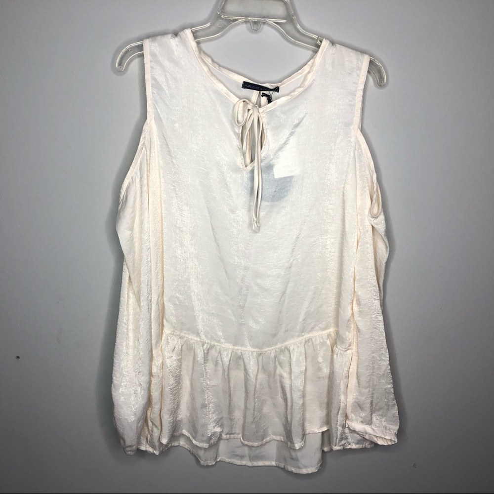Harlow & Graham ivory could shoulder peplum blouse - Picture 2 of 7